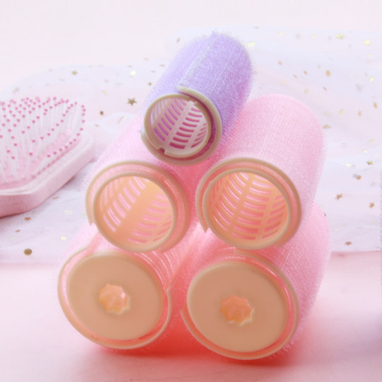 Air bangs curly hair style eight-shaped roller with inner buckle