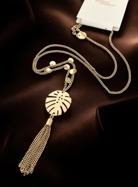 s45青岛时尚新潮款叶子状金属抛光流苏唯美百搭配饰魅力气质项链