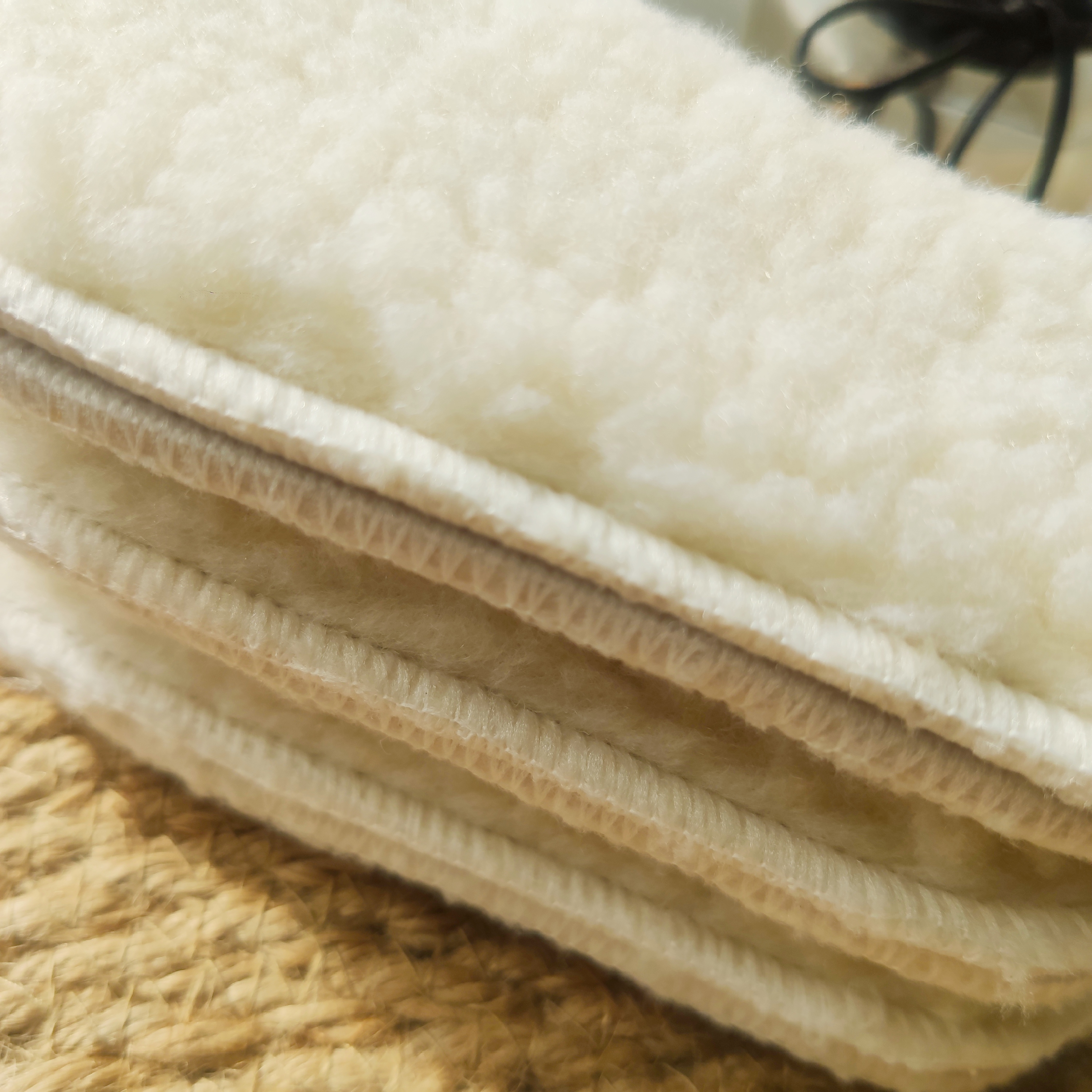 小孩加绒鞋垫羊羔绒保暖秋冬柔软儿童雪地靴防寒宝宝婴幼儿棉鞋垫 - 图1