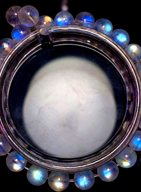 天然冰种斯里兰卡礼品蓝月光石