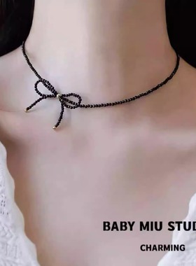 黑尖晶蝴蝶结编织项链