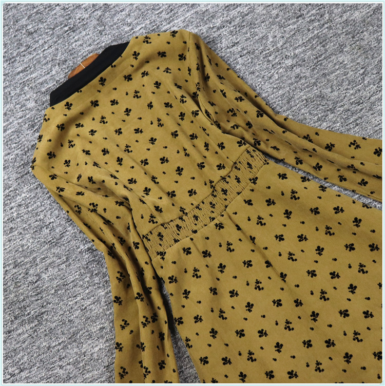 2024秋冬朵Y系列 衣佳人折扣女装 撞色拼接 小碎花 显瘦连衣裙 - 图1