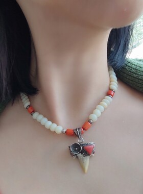 鲨鱼牙齿骆驼骨银镶嵌