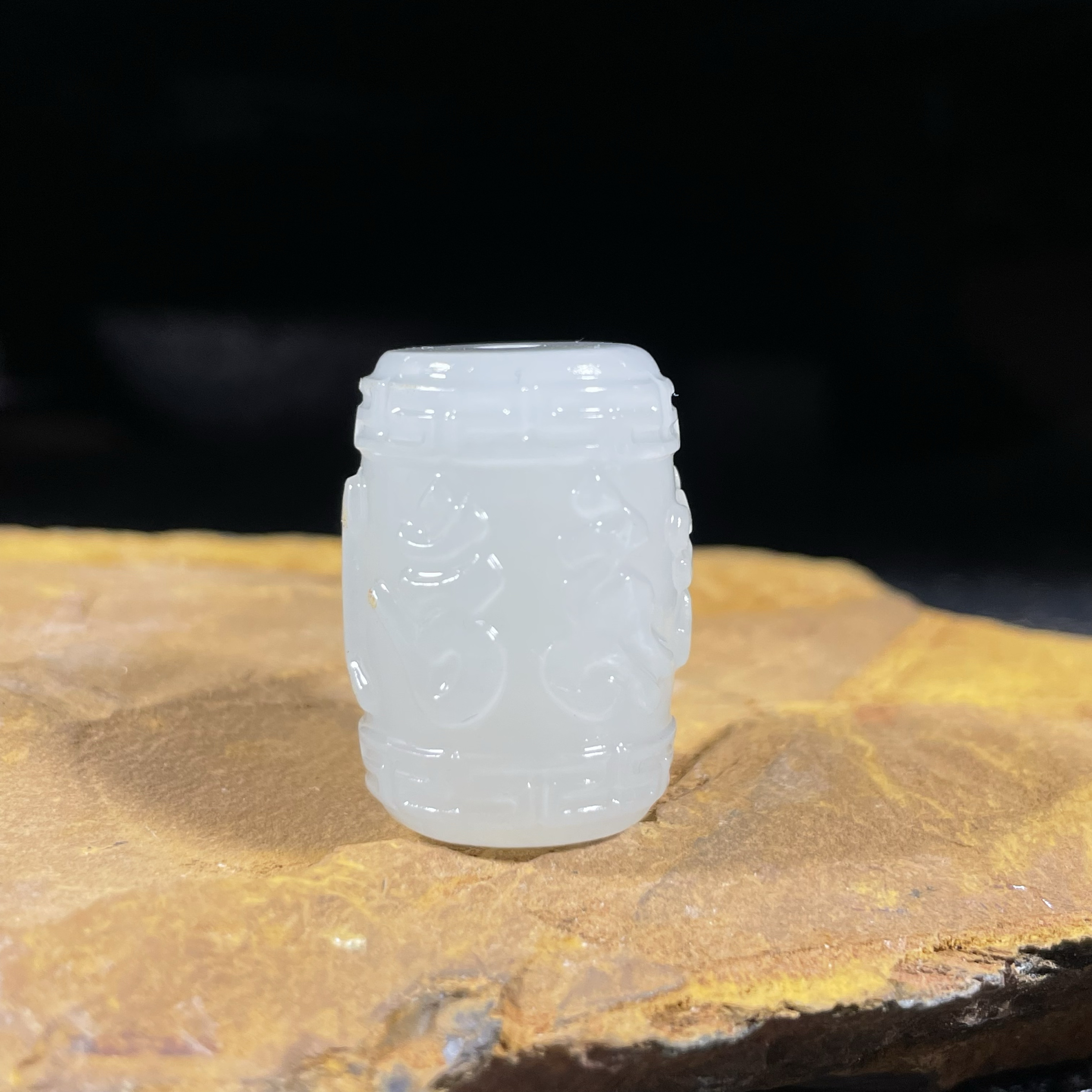 天然新疆和田玉雕刻六字真言桶珠散顶珠星月金刚菩提手串DIY配饰 - 图1