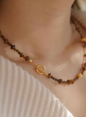 小众复古秋冬天然虎睛石贝壳咖色串珠项链锁骨链钻切虎眼石项链