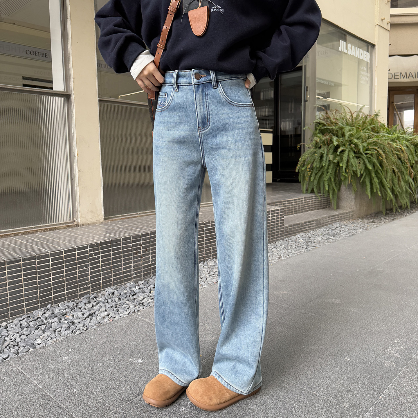 入冬镇店裤型~浅蓝加绒牛仔裤女冬季新款直筒宽松加厚拖地阔腿裤,淘宝优惠券,粉丝福利购,淘宝优惠卷