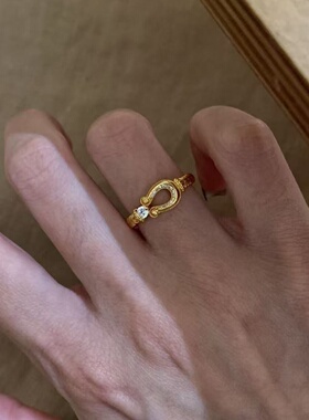 S925纯银轻奢烫钻马蹄扣女士戒