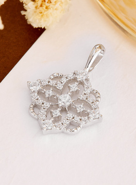 S925银镂空蕾丝花朵吊坠圣诞款