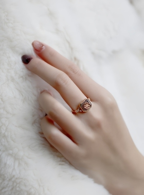 日系复古S925银灰蓝光拉长石女戒