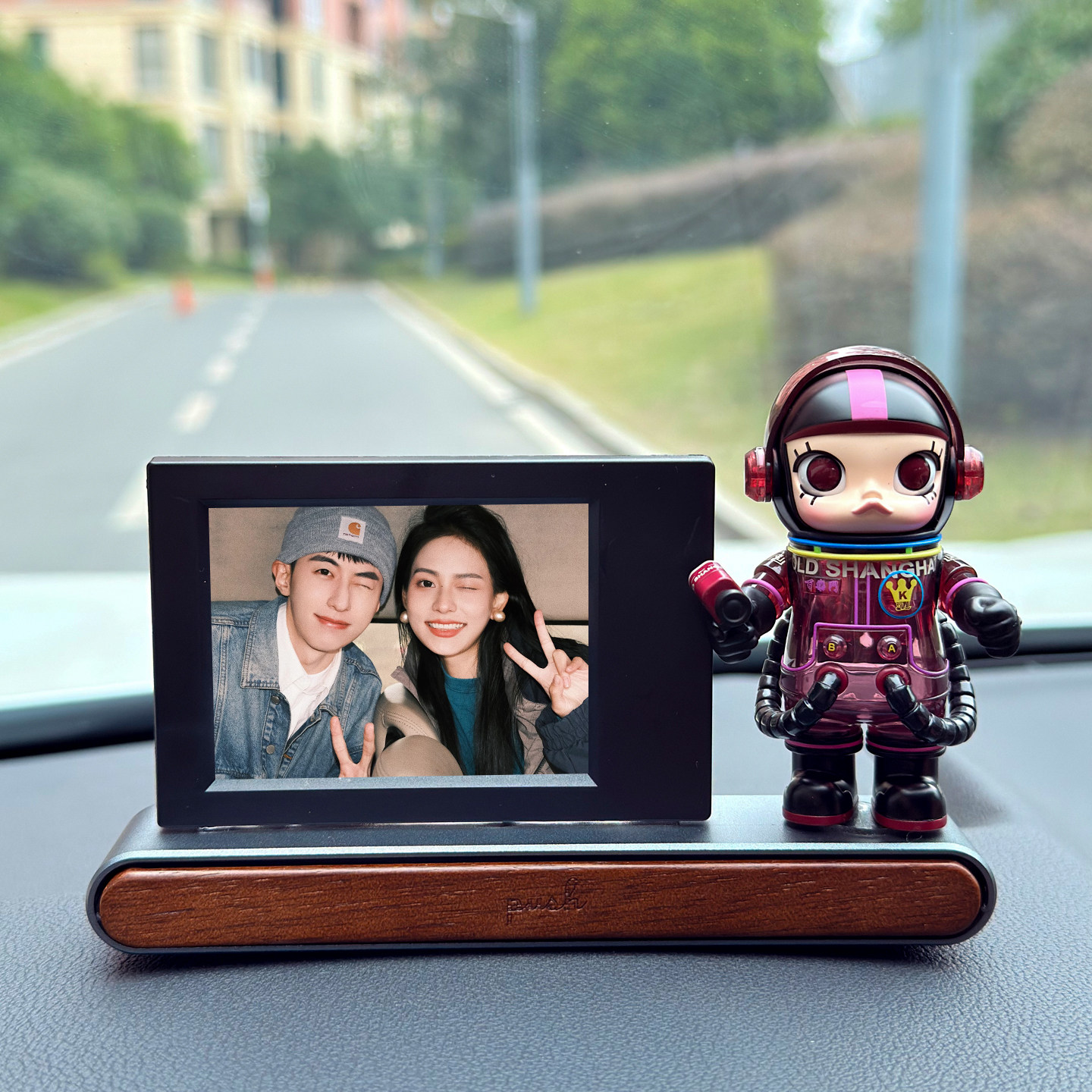 新款汽车装饰品摆件高级感临时停车牌定制照片拍立得相框可放ETC,淘宝优惠券,粉丝福利购,淘宝优惠卷