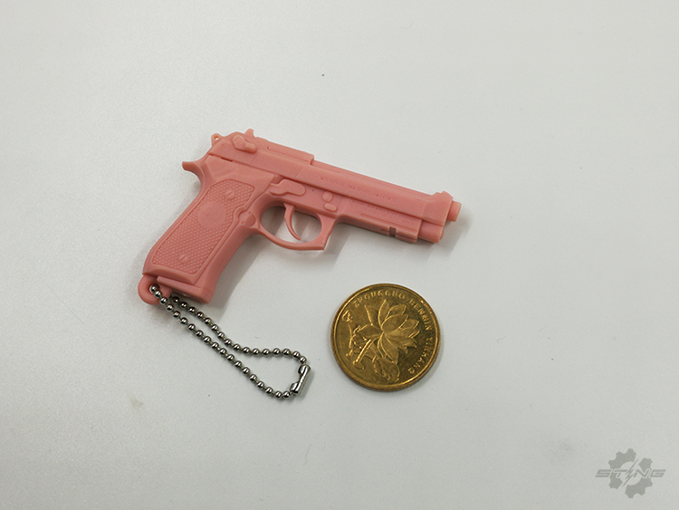 贰武仔1:4小比例糖果色G17和M9A1枪模玩具钥匙扣彩色饰品STINGTOY-图1