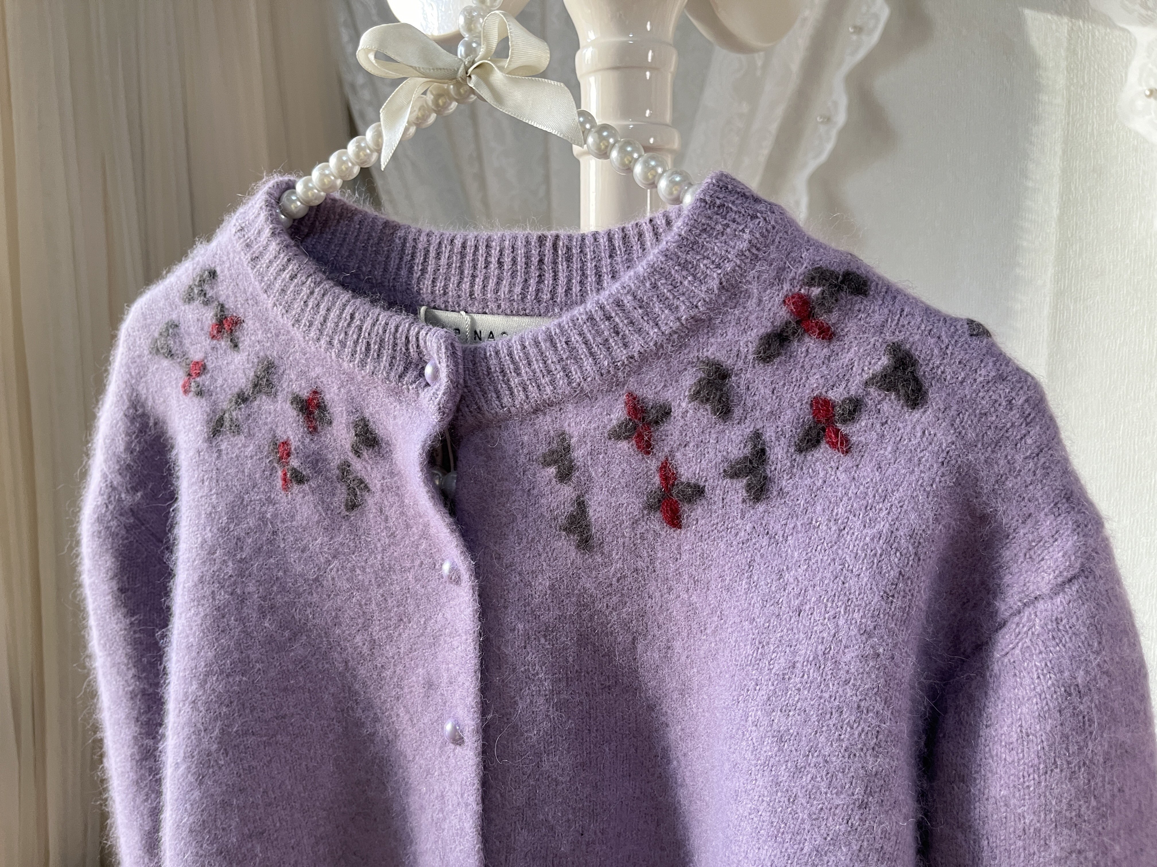 日系甜美风紫色圆领精致刺绣针织毛衣外套宽松短款百搭羊毛开衫,淘宝优惠券,粉丝福利购,淘宝优惠卷