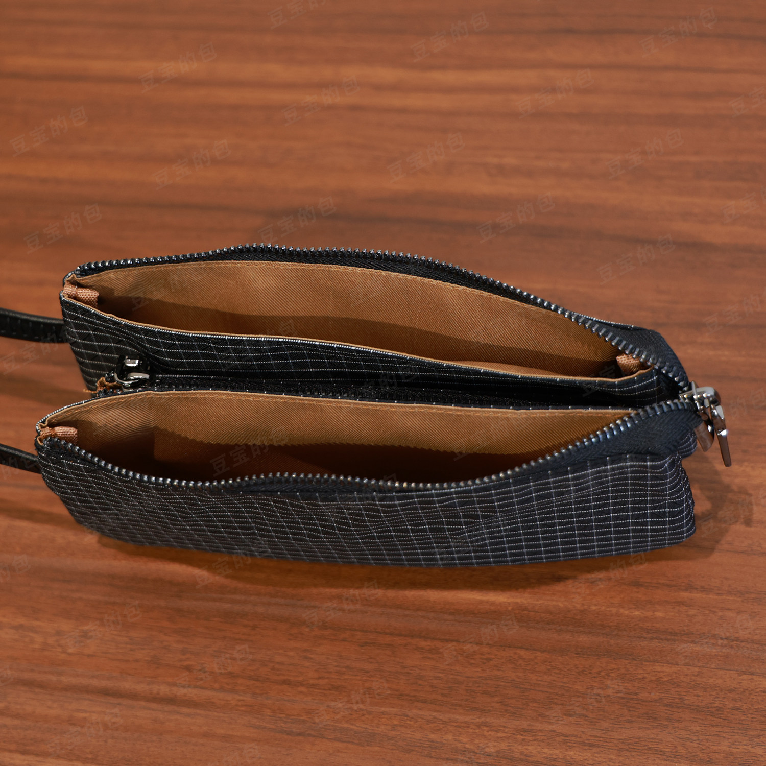 MILIAN/米丽安2026原创新款尼龙防水格子五层手拿包女休闲手机包,淘宝优惠券,粉丝福利购,淘宝优惠卷