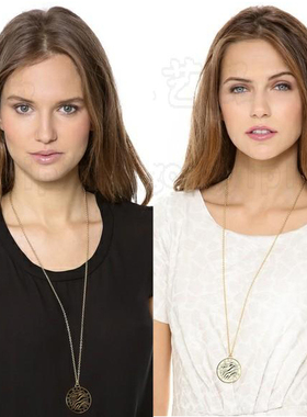 斑马纹logo大圆盘森系女长款项链