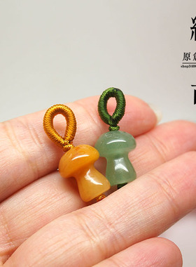 东陵玉天然手链坠送绳