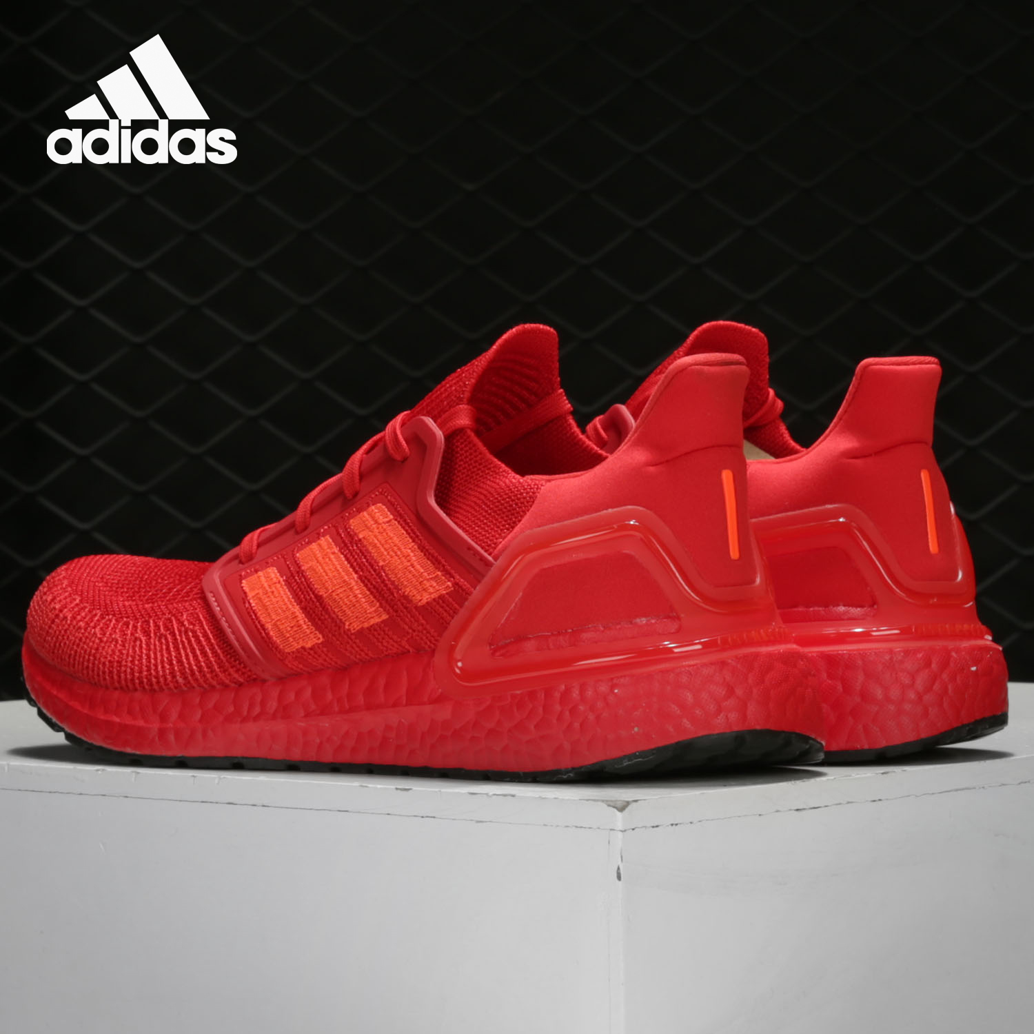 Adidas/阿迪达斯正品 春季男女运动生活休闲系带跑步鞋 EG0700 - 图1