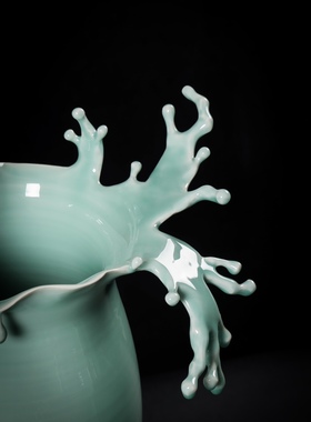 龙泉雷慧仙省大师青瓷手工作品《生命系列一水之道》