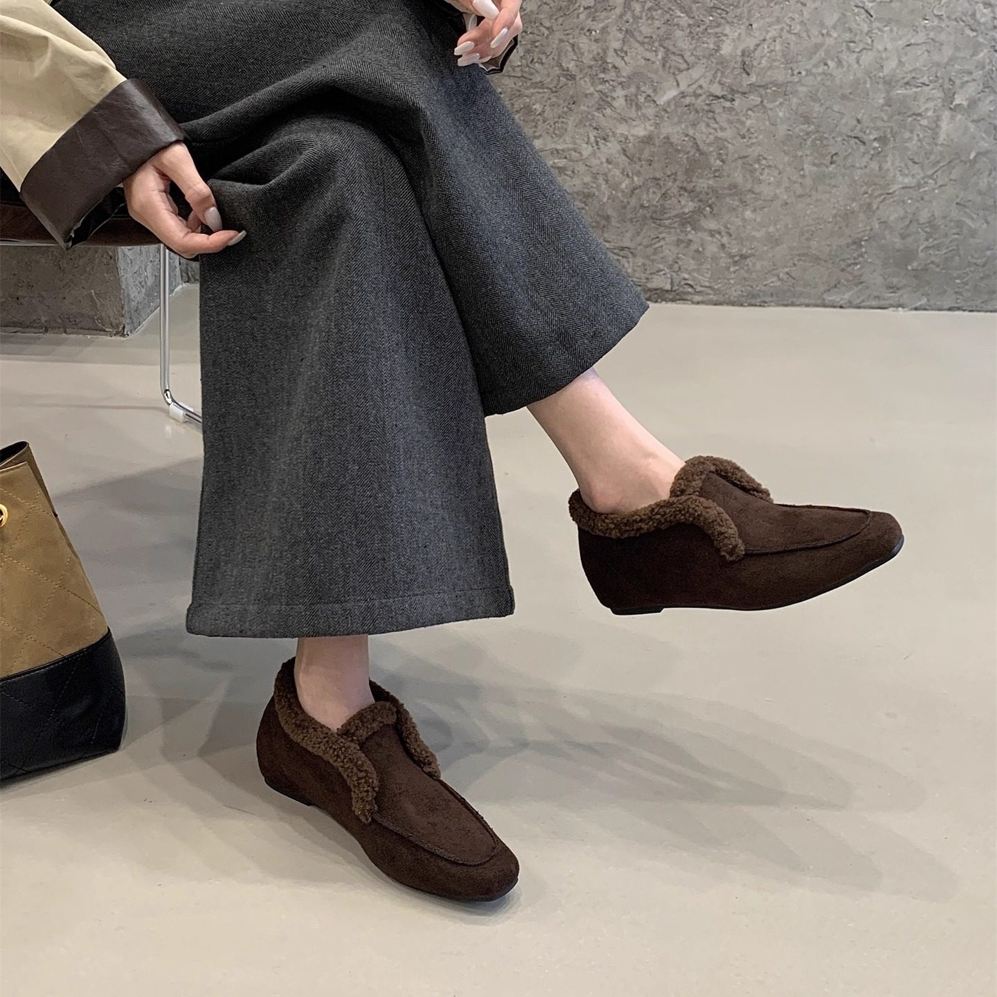 2025秋冬新款加绒毛毛鞋圆头平底厚底深口保暖棉鞋百搭单鞋女鞋,淘宝优惠券,粉丝福利购,淘宝优惠卷
