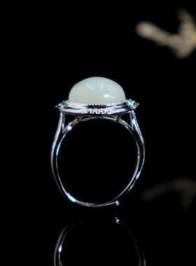 天然和田玉白玉圆形戒指女款S925银镶和田玉球面戒指可出鉴定证书