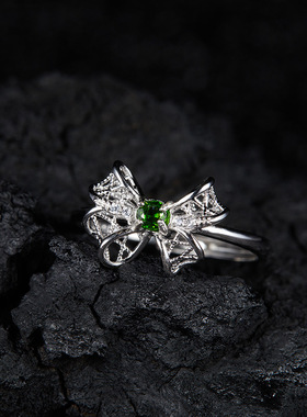 直播彩宝爆款s925纯银镶天然石榴石透辉石蝴蝶戒指女时尚百搭饰品