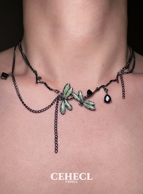 枪黑幻彩蜻蜓choker高级感锁骨链