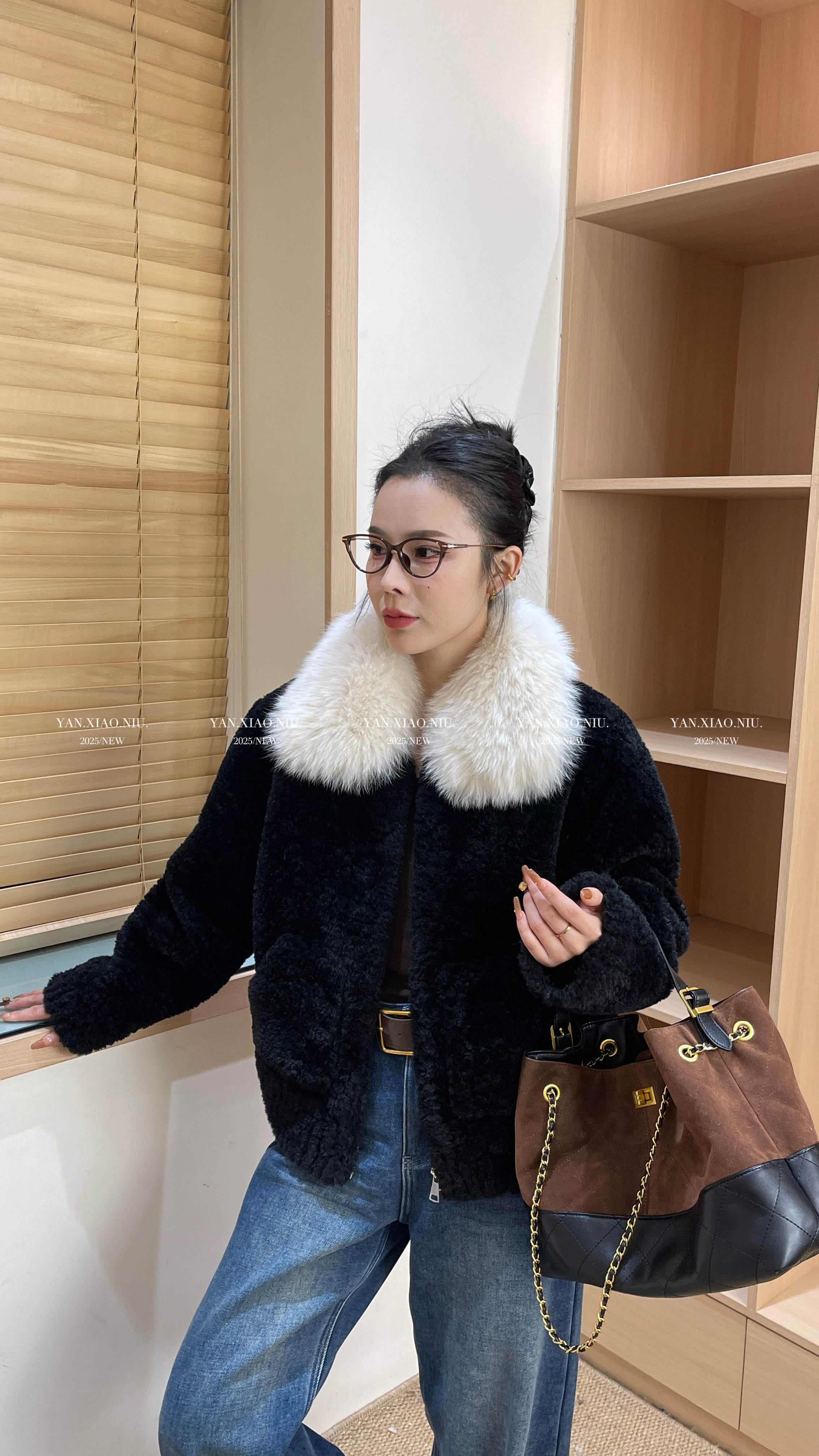 27693冬季韩版气质真毛领宽松显瘦羊羔毛皮毛一体短款休闲外套女,淘宝优惠券,粉丝福利购,淘宝优惠卷