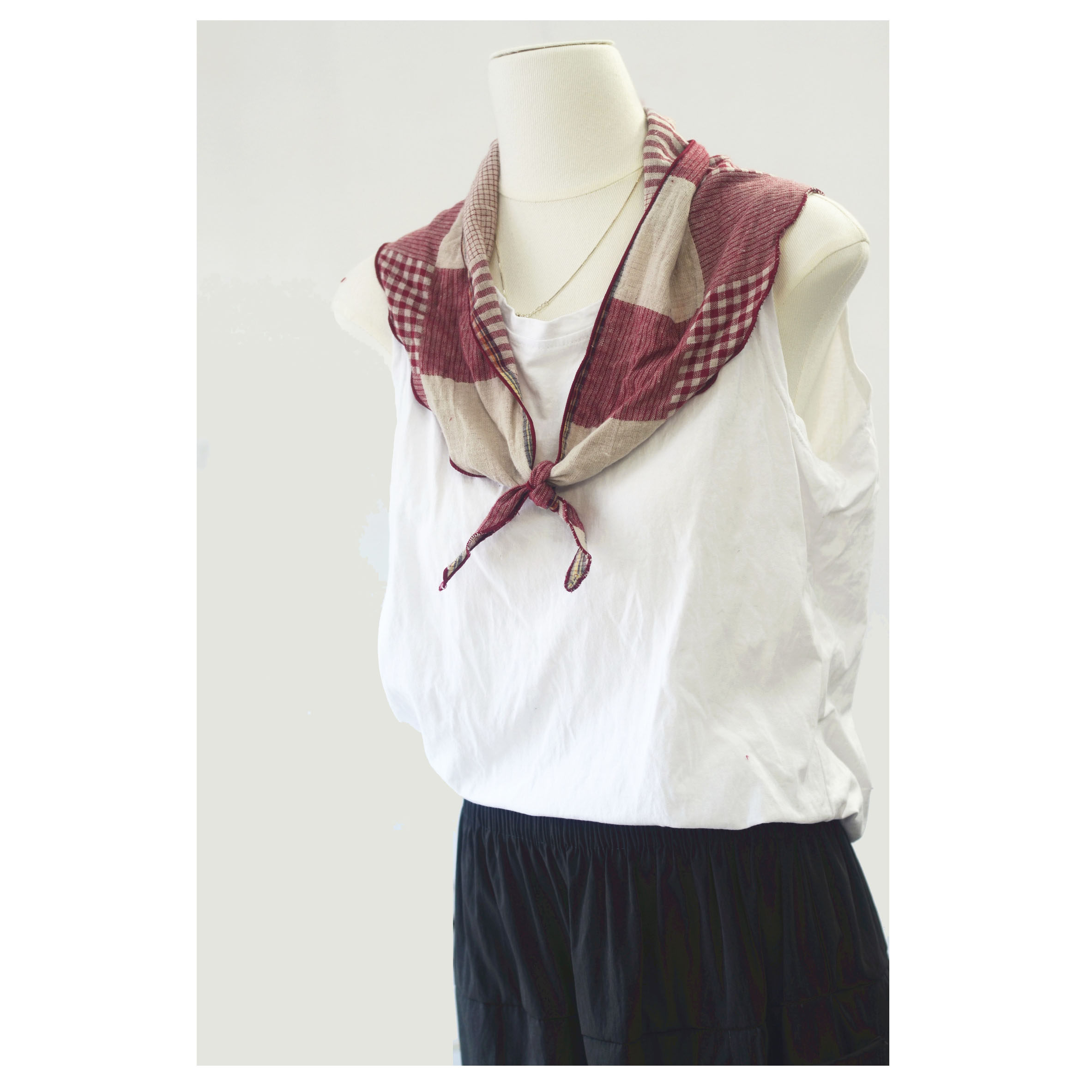 文艺范复古感棉麻格子三角巾 优质双面护颈防风旅行小披肩头巾潮,淘宝优惠券,粉丝福利购,淘宝优惠卷