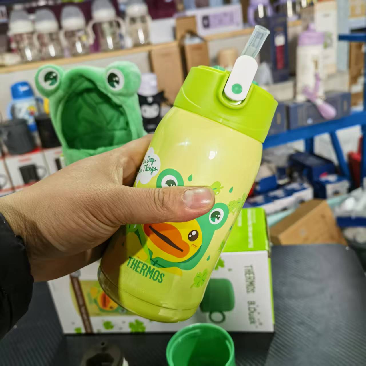 膳魔师青蛙杯儿童316L高真空吸管直饮保温杯一杯双盖550ML/580ML - 图0