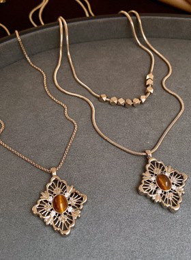 复古树脂菱形镂空吊坠项链毛衣链