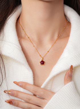 红色滴釉爱心本命年小马项链