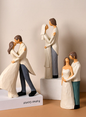 跨境情侣轻奢摆件北欧人物家居客厅装饰酒柜树脂摆件雕像工艺品