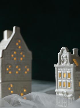 INS风格 代尔夫特的圣诞陶瓷小房子荷兰热卖手工手绘圣诞烛台夜灯