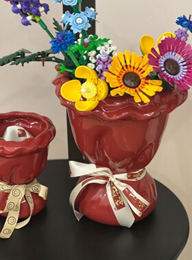 新家客厅陶瓷花瓶摆件新婚高级感手捧花礼品插花装饰定婚结婚花瓶