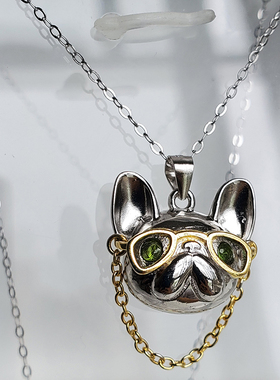 天然绿色碧玺宝石眼睛 酷炫帅气斗牛犬 S925纯银双色电镀狗狗项链