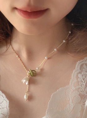 小清新设计感绿色花朵珍珠锁骨链