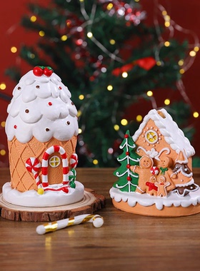 圣诞节儿童礼品姜饼冰淇淋小屋甜品蛋糕店装饰拍摄道具微景观摆件