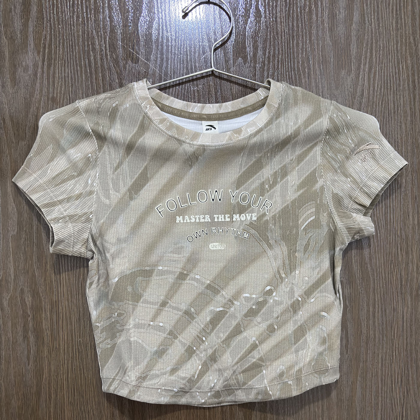 安踏正品夏季休闲针织短袖修身舞蹈显瘦女运动T恤短上衣162428117 - 图1