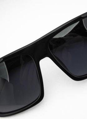 墨镜小脸复古风黑框开车偏光镜