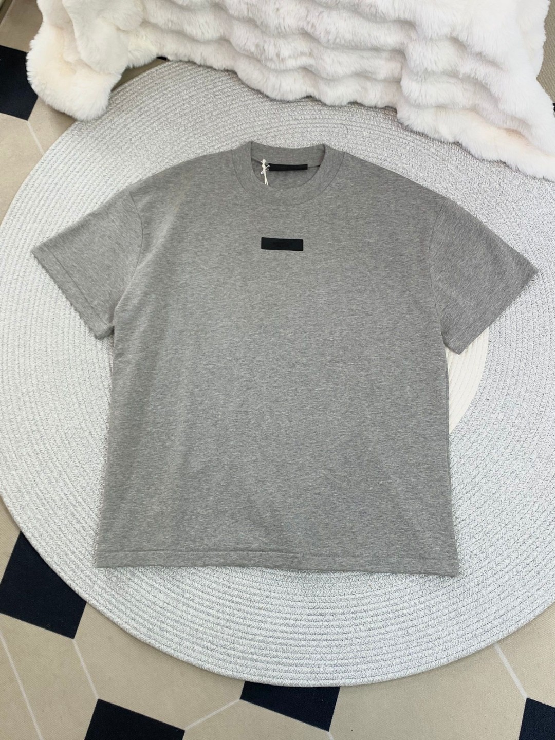 FOG Fear of god essentials SS24第八季新款基础硅胶小标短袖T恤 - 图3