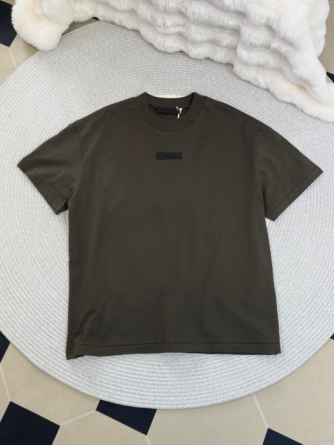 FOG Fear of god essentials SS24第八季新款基础硅胶小标短袖T恤 - 图0