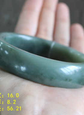 朕和田玉高脂份飘翠品牌开仓手镯