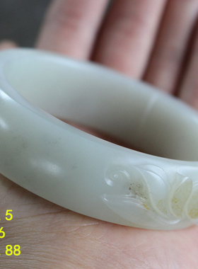 57.88密度脂份俱佳白玉籽料手镯