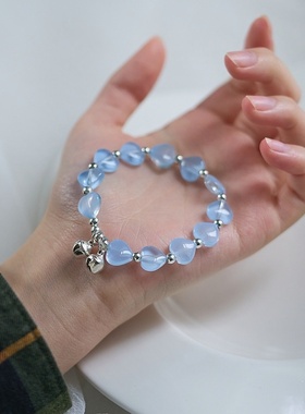 2026时尚新款爱心琉璃手链女生ins小众设计森系甜美铃铛彩珠闺蜜