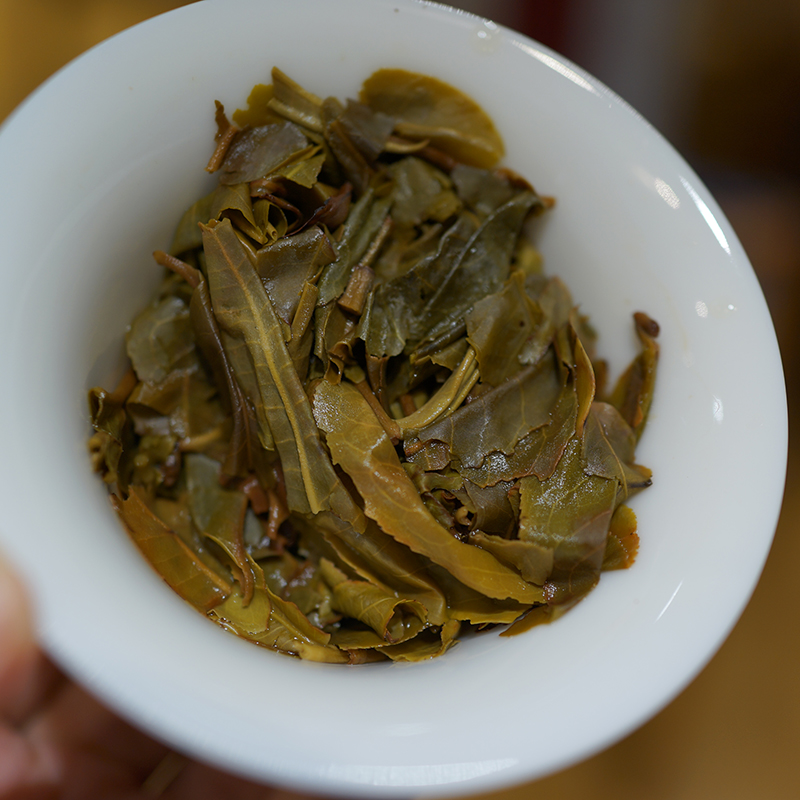 2020景迈黄金叶古树普洱生茶黄片生普200g饼茶花蜜香200g*5饼一提