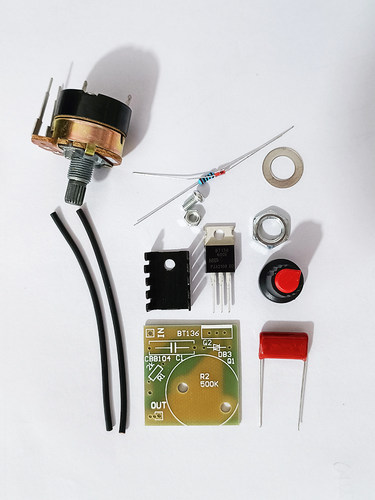 220V 500W调光调压调温调速开关 调速器无极变速 BT136调速模块 - 图0