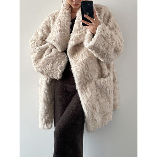 Acupstudio江右上 大口袋翻领卷毛外套女新款冬季保暖高级感皮草 - 图1