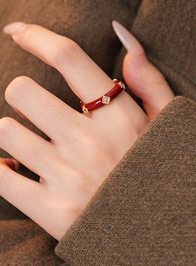 真金电镀安可拉红色圆形开口戒指轻奢复古风食指戒港风高级感手饰