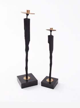 现代简约创意铸铁人物摆件带帽高人隐居人样板房售楼处软装饰品