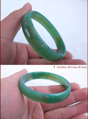 正品天然中宽圆滑油润浅绿色手镯
