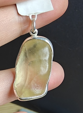 天然利比亚黄金玻璃陨石纯银吊坠